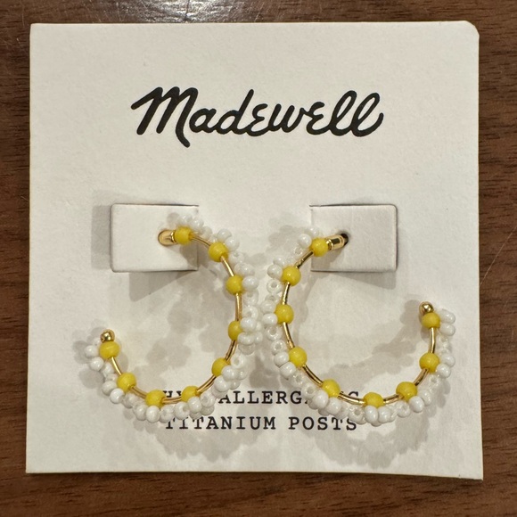 NWT Madewell Seed Bead Daisy Hoop Earrings - Picture 3 of 6